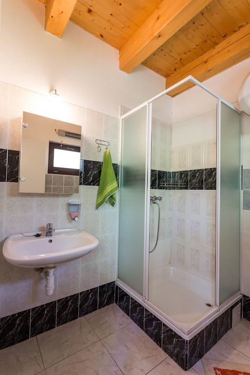 Lesni Penzion Vranov Vranov nad Dyjí Extérieur photo