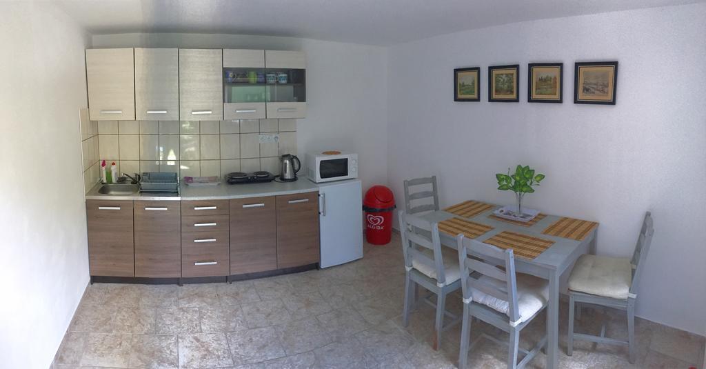 Lesni Penzion Vranov Vranov nad Dyjí Extérieur photo
