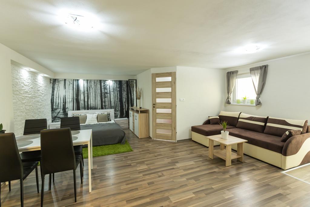 Lesni Penzion Vranov Vranov nad Dyjí Extérieur photo